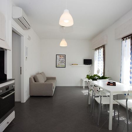 Residenza Jennifer Apartment Lido di Jesolo Ngoại thất bức ảnh